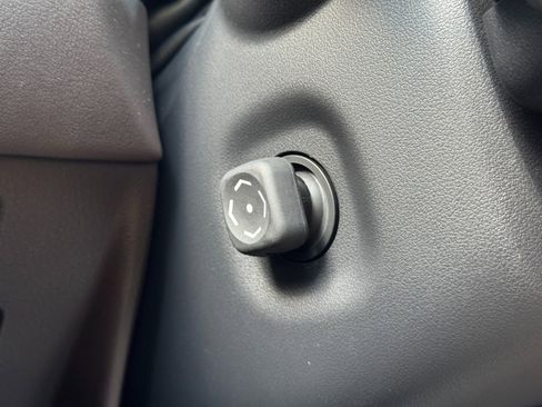 Used 2023 Lexus LX 600 Luxury w/ Appearance Package image 26