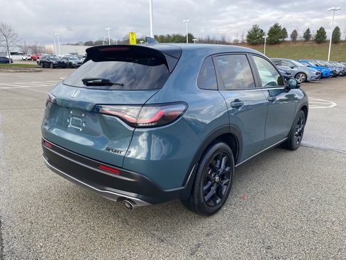 Used 2023 Honda HR-V Sport image 3