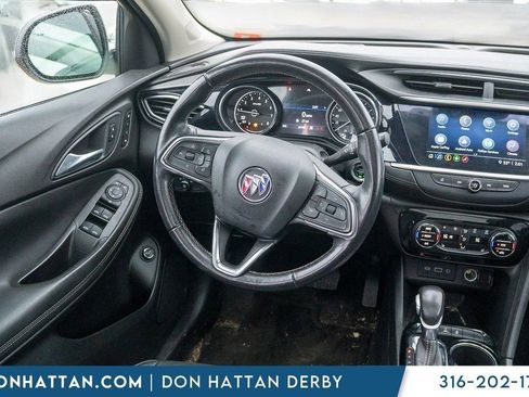 Used 2021 Buick Encore GX Essence image 5