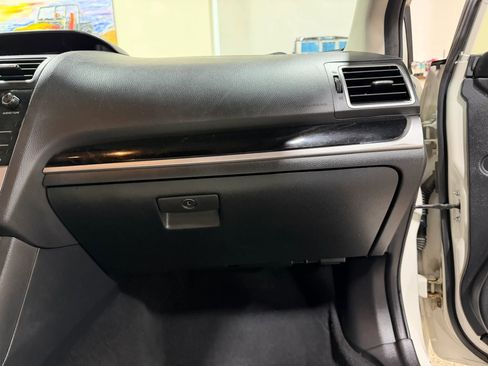 Used 2016 Subaru Crosstrek 2.0i Limited AWD/4WD image 31