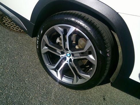 Used 2020 BMW X6 xDrive40i w/ Premium Package image 7