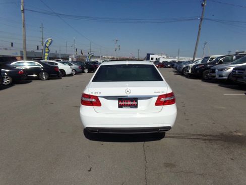 Used 2013 Mercedes-Benz E 350 BlueTEC Sedan image 4