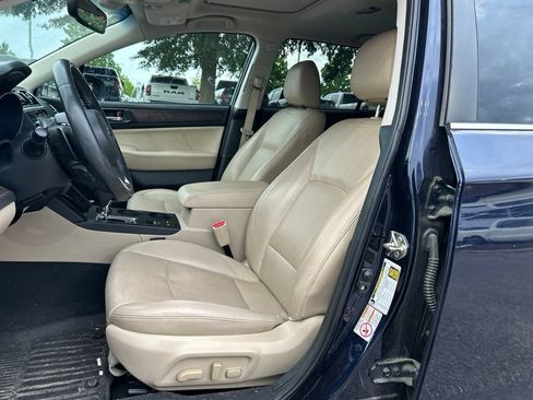Used 2018 Subaru Outback 2.5i Limited AWD/4WD image 14