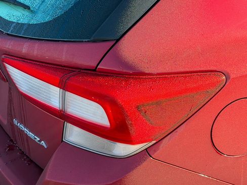 Used 2018 Subaru Impreza 2.0i Limited image 5