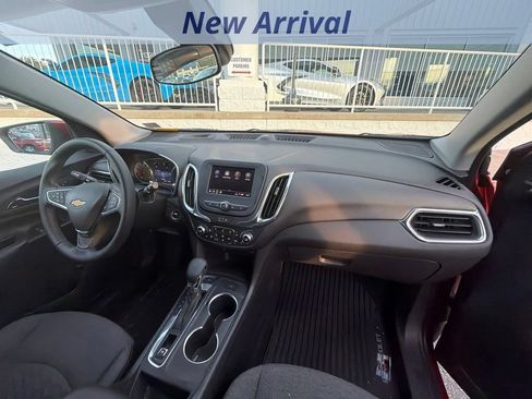Certified 2023 Chevrolet Equinox LT AWD/4WD image 3