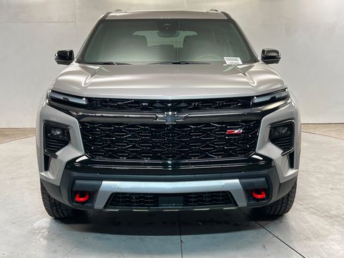 New 2026 Chevrolet Traverse Z71 w/ Enhanced Driving Package AWD/4WD image 9