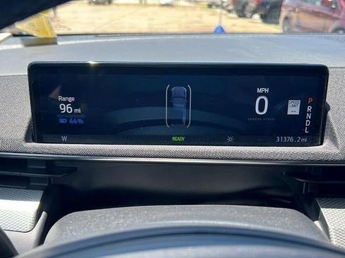 Used 2021 Ford Mustang Mach-E Select RWD image 23