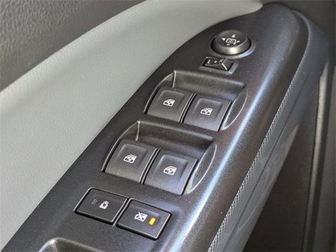 Used 2020 Chevrolet Colorado Z71 image 25