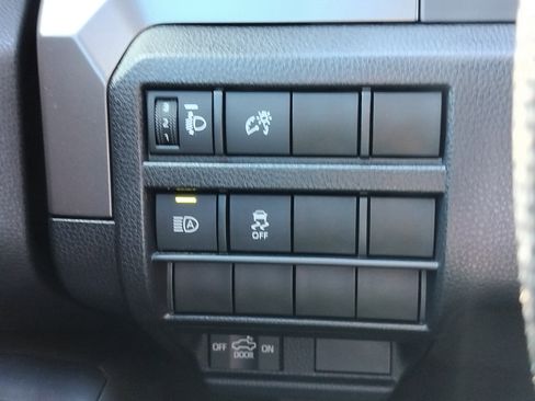 Used 2024 Toyota Tacoma SR5 image 20