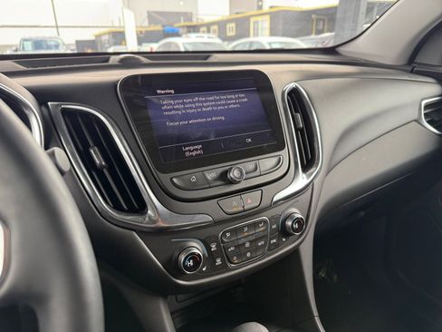 Used 2024 Chevrolet Equinox LT image 16