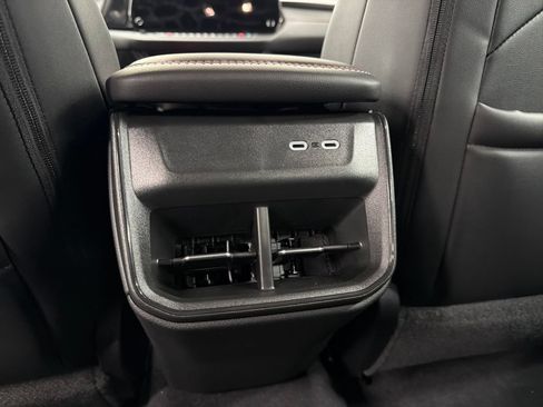 New 2026 Dodge Charger R/T w/ Driver Convenience Group AWD/4WD image 9
