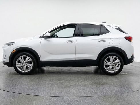 Used 2025 Buick Encore GX Preferred FWD image 5