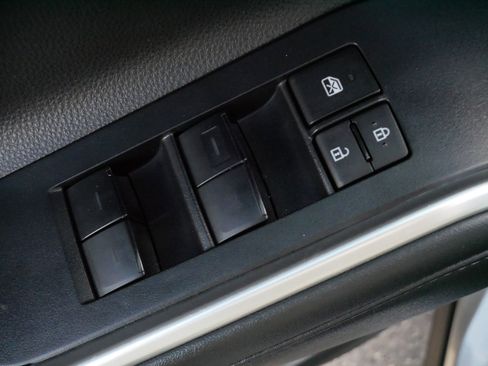 Certified 2022 Toyota Highlander LE image 19