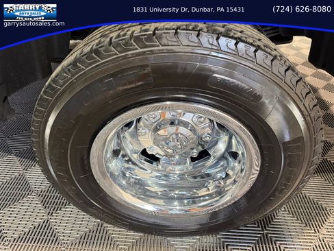 Used 2024 RAM 3500 Big Horn image 12