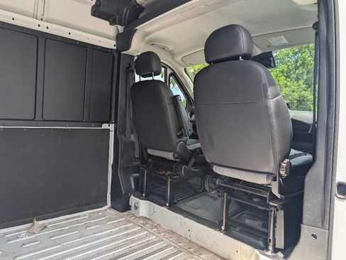 Used 2026 RAM ProMaster 2500 w/ Convenience Group FWD image 7