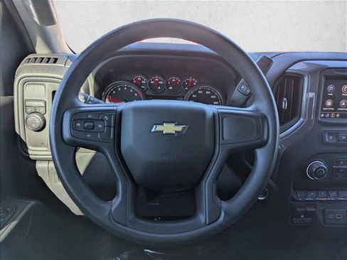 Used 2024 Chevrolet Silverado 1500 Custom image 15