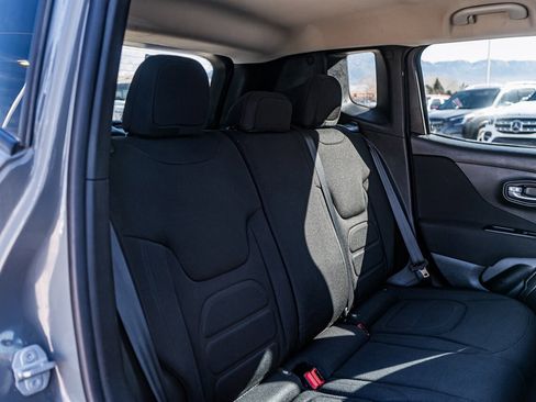 Used 2020 Jeep Renegade Latitude image 37