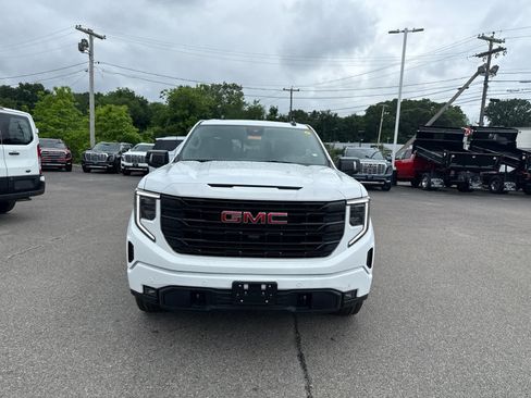 New 2026 GMC Sierra 1500 Elevation w/ Elevation Premium Package AWD/4WD image 8