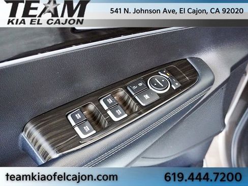 Certified 2019 Kia Sorento FWD image 24