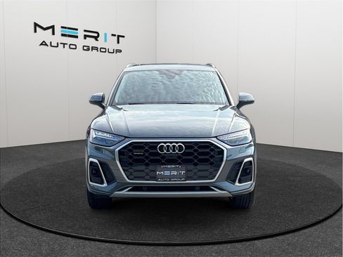 Used 2023 Audi Q5 2.0T Prestige w/ Prestige Package AWD/4WD image 3