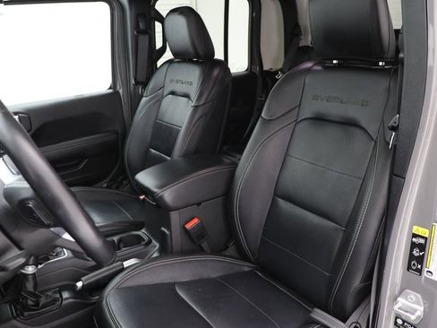 Used 2022 Jeep Gladiator Overland w/ Popular Equipment Package image 17