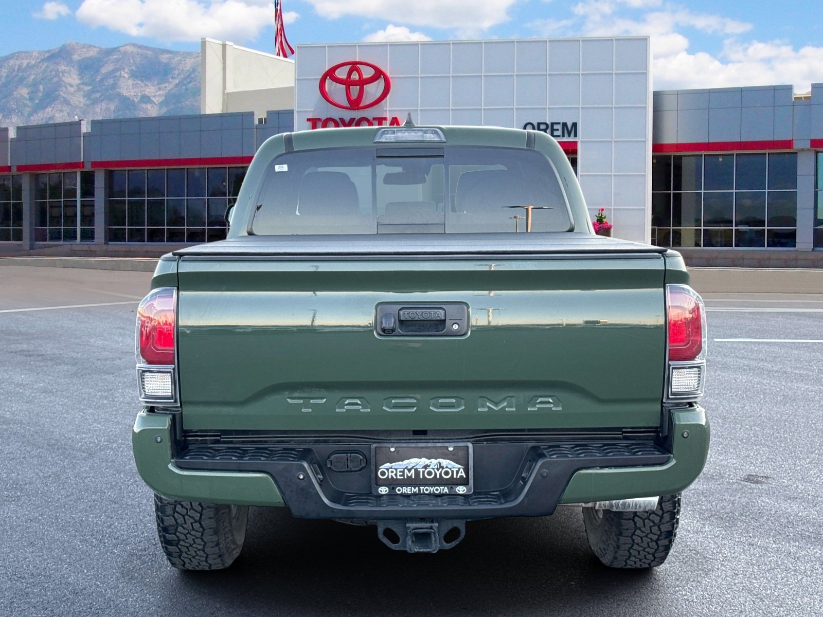 Used 2021 Toyota Tacoma TRD Off-Road w/ Technology Package AWD/4WD image 4