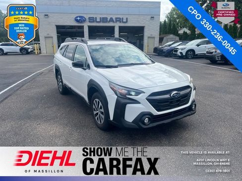 Used 2024 Subaru Outback Premium AWD/4WD image 1