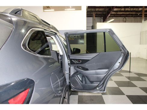 Used 2022 Subaru Outback Premium image 21