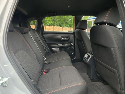 Used 2025 Honda HR-V Sport image 25