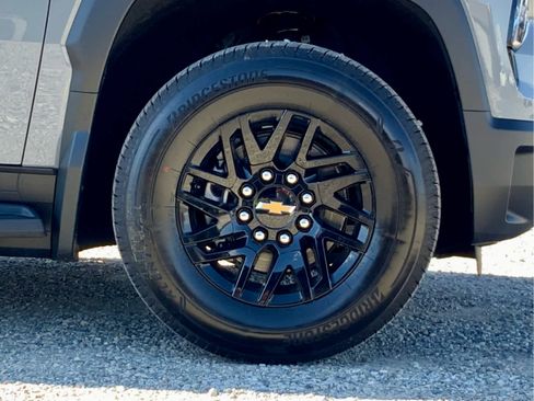 New 2026 Chevrolet Silverado EV LT image 20