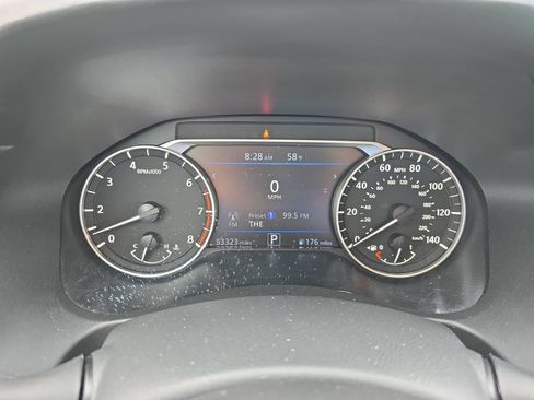 Used 2024 Nissan Altima 2.5 SV AWD/4WD image 13