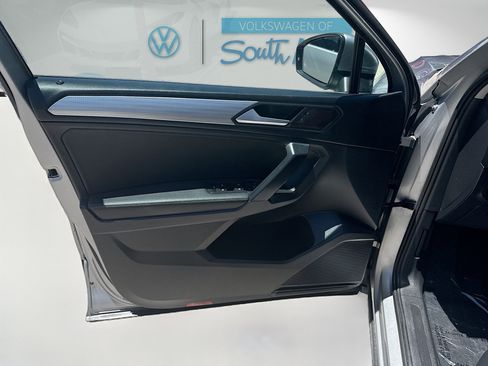 Certified 2023 Volkswagen Tiguan S FWD image 19