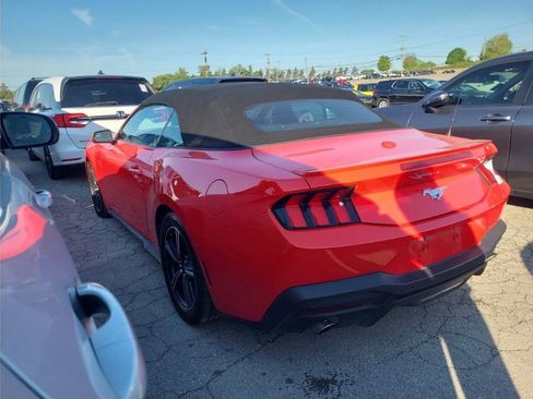 Used 2025 Ford Mustang Premium RWD image 9