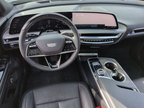 Used 2023 Cadillac Lyriq 2WD image 22