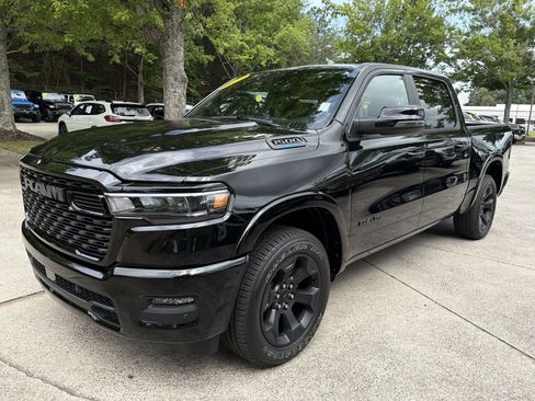 Used 2025 RAM 1500 Big Horn AWD/4WD image 12