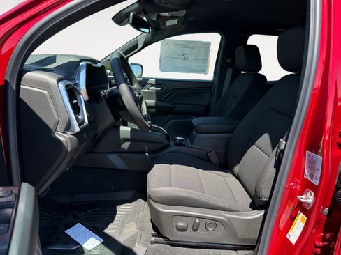 New 2026 GMC Canyon Elevation w/ Convenience Package image 10