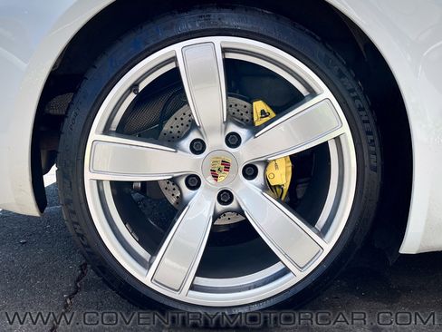 Used 2018 Porsche 718 Cayman RWD image 9