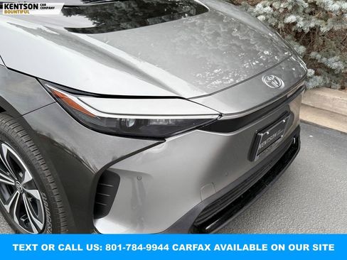 Used 2025 Toyota bZ4X FWD image 14