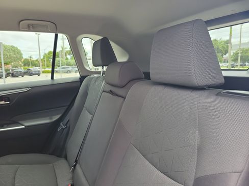 Used 2024 Toyota RAV4 XLE FWD image 14