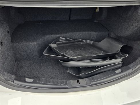 Used 2020 Ford Fusion SE image 14