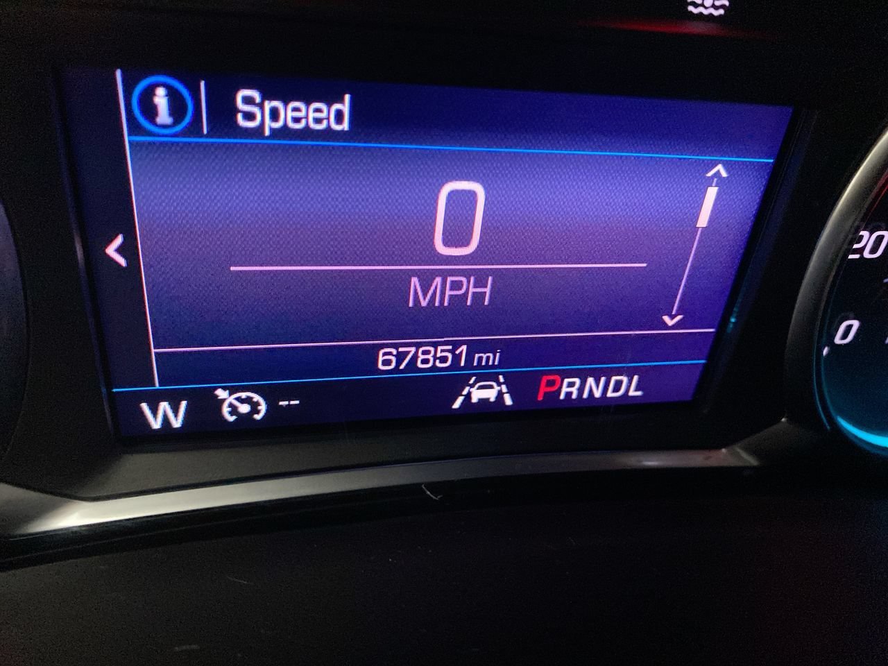 Used 2020 Chevrolet Equinox LT w/ Driver Convenience Package FWD image 17