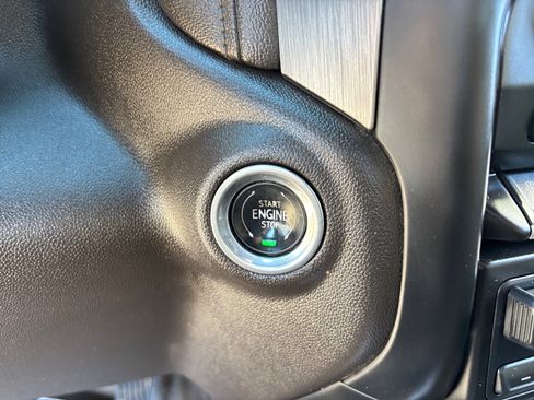 Used 2020 GMC Sierra 2500 Denali w/ Technology Package image 29