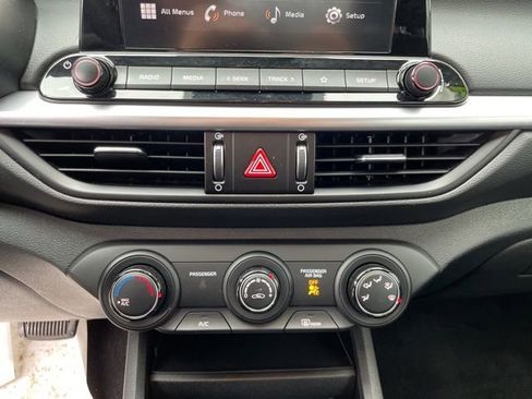 Certified 2023 Kia Forte LXS image 15