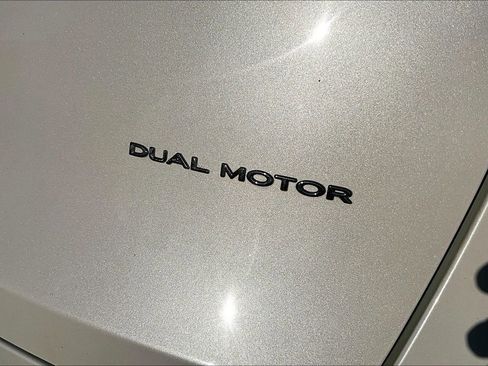 Used 2023 Tesla Model Y Long Range image 24