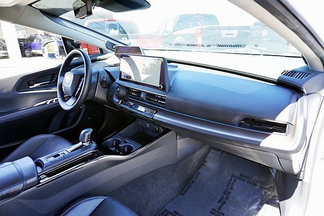 Used 2023 Toyota Prius Limited FWD image 17