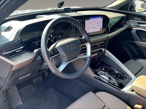 Used 2025 Audi Q5 Premium Plus w/ Premium Plus AWD/4WD image 17