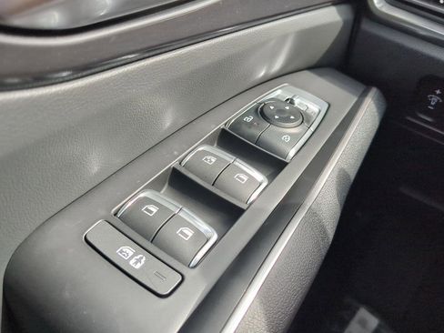 New 2026 Kia Sorento LX FWD image 23