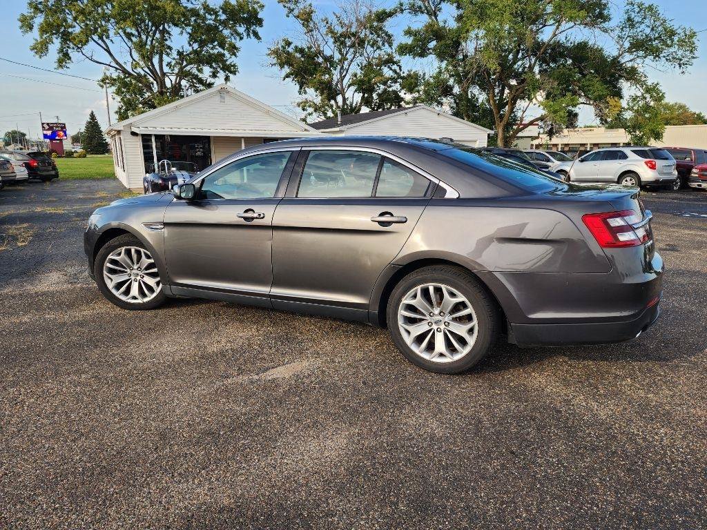 Used 2015 Ford Taurus Limited FWD image 8