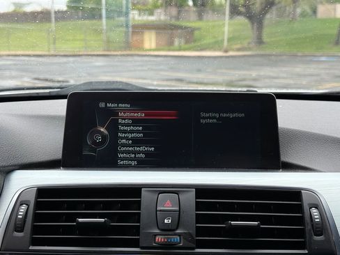 Used 2016 BMW 328i xDrive Sedan AWD/4WD image 13