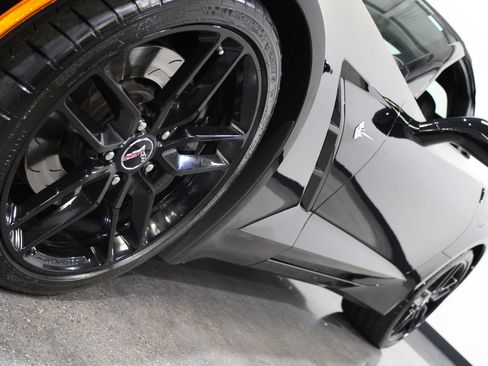 Used 2014 Chevrolet Corvette Stingray Convertible w/ 3LT Preferred Equipment Group RWD image 8